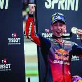 Red Bull GASGAS Tech3 kostete erneut den süßen Geschmack von Podiums-Prosecco, denn MotoGP-Rookie Pedro Acosta gewann den dritten Grand Prix in Folge dank seines zweiten Platzes im Gran Premio de España Sprint. 