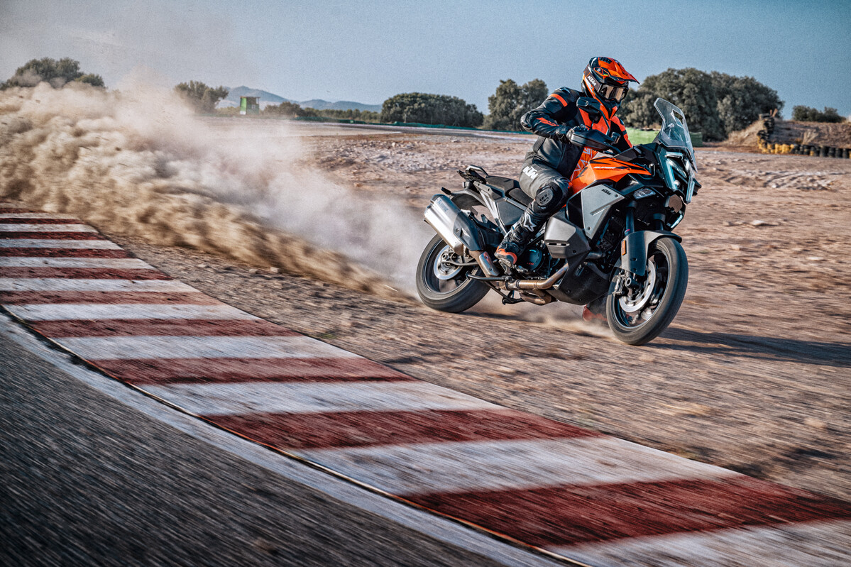 KTM: Die1390 Super Adventure S Evo 2025