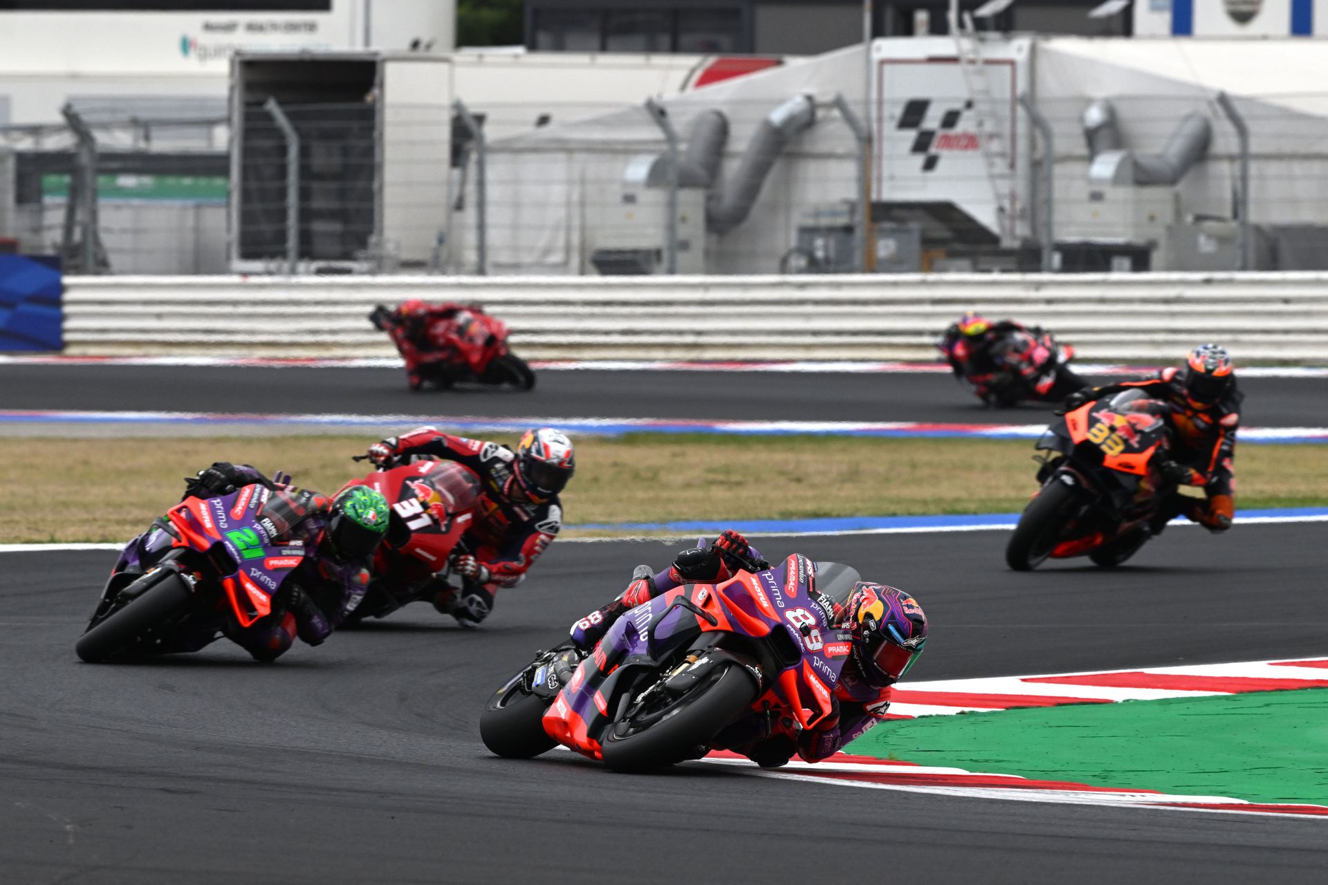 ServusTV:Die MotoGP in Thailand