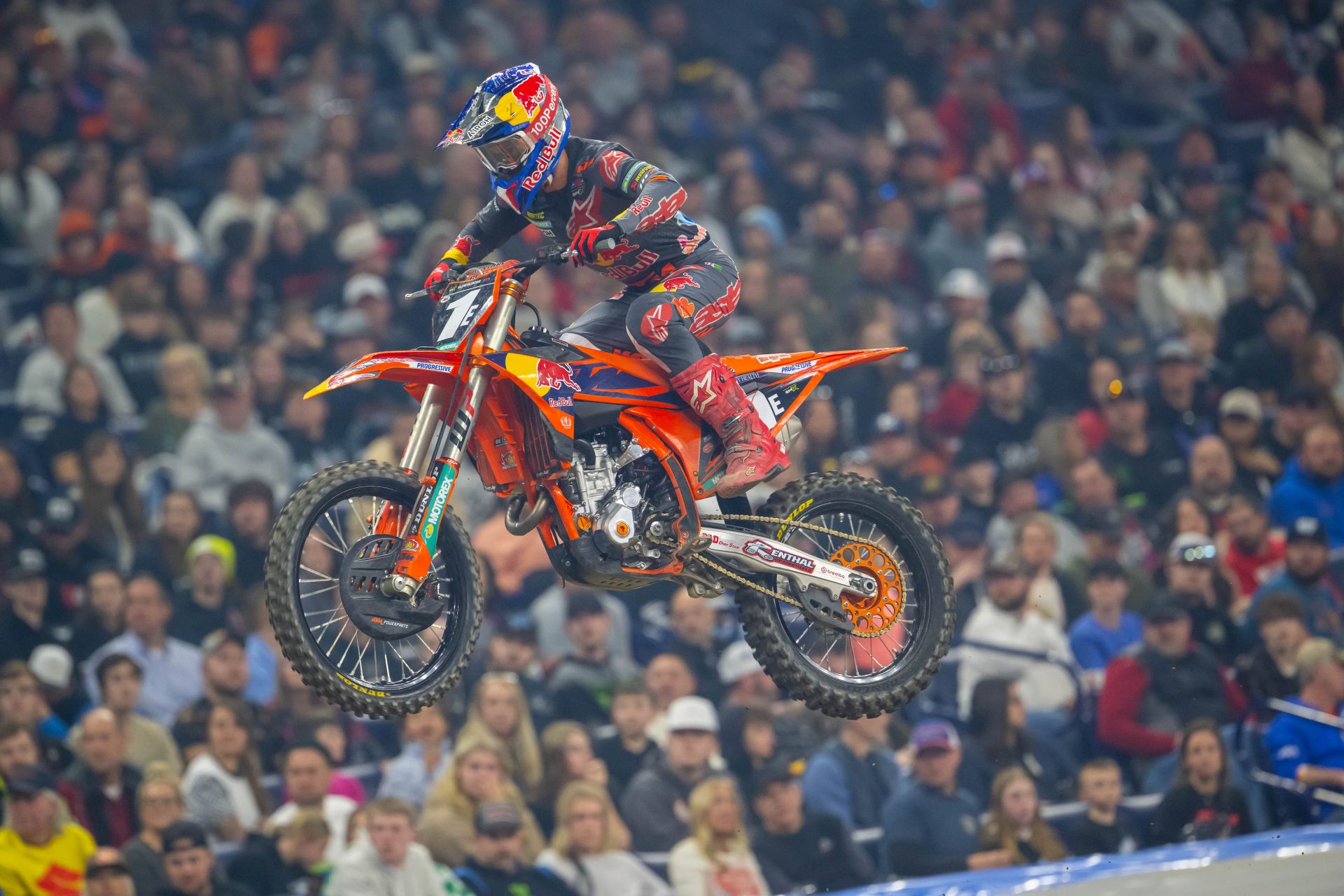 Red Bull KTM'S Tom Vialle holt sich die 250Sx East-Führung zurück