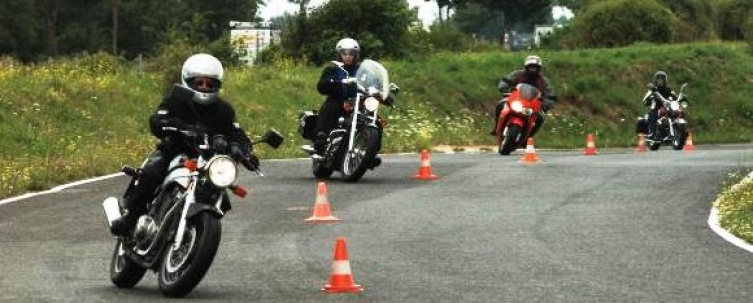 Motorradfahren nicht nur lustvoll sondern auch sicher gestalten