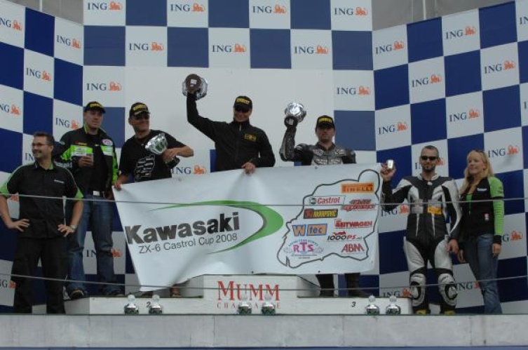 Kawasaki ZX6 Castrol Cup