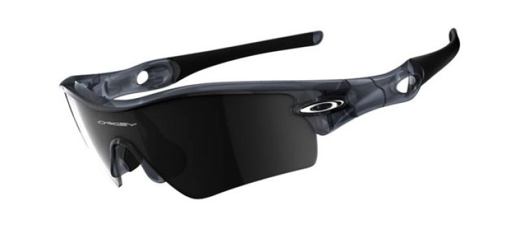 Oakley im Sortiment