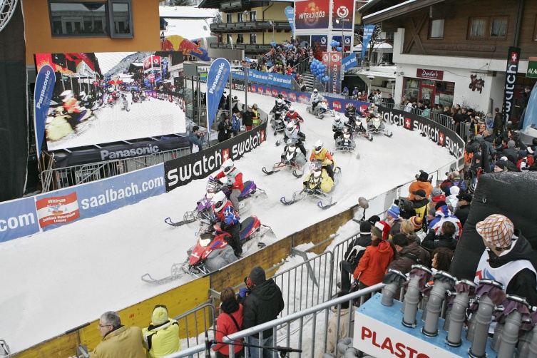 Snowmobile Race Saalbach Hinterglemm...