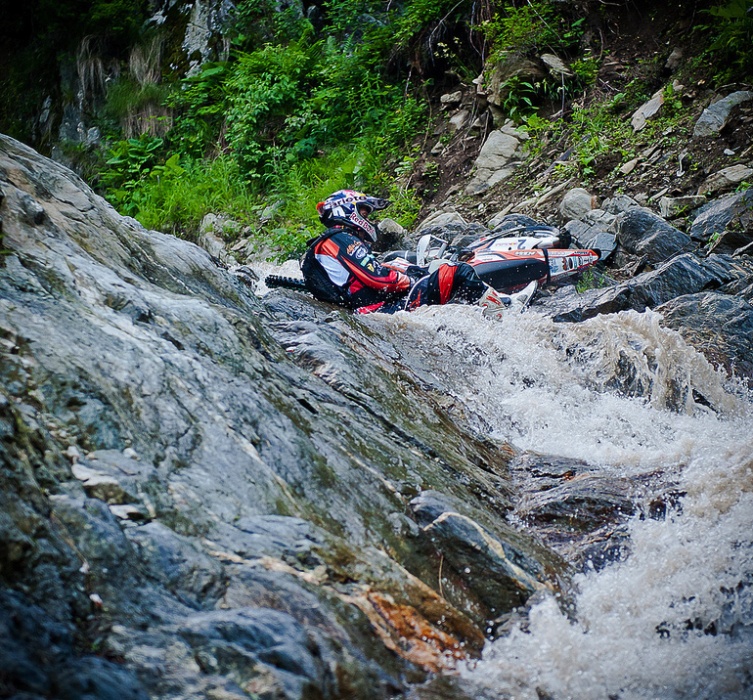 Das steile Flussbett