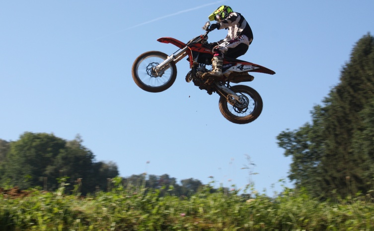 Der Salzburger Motocross-Rookie Marcel Stauffer macht auch in der Luft eine gute Figur