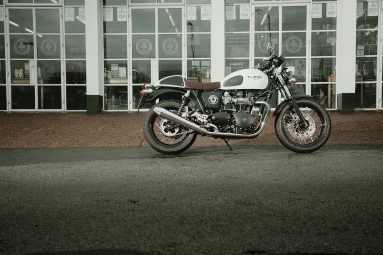 ThruxtonAce