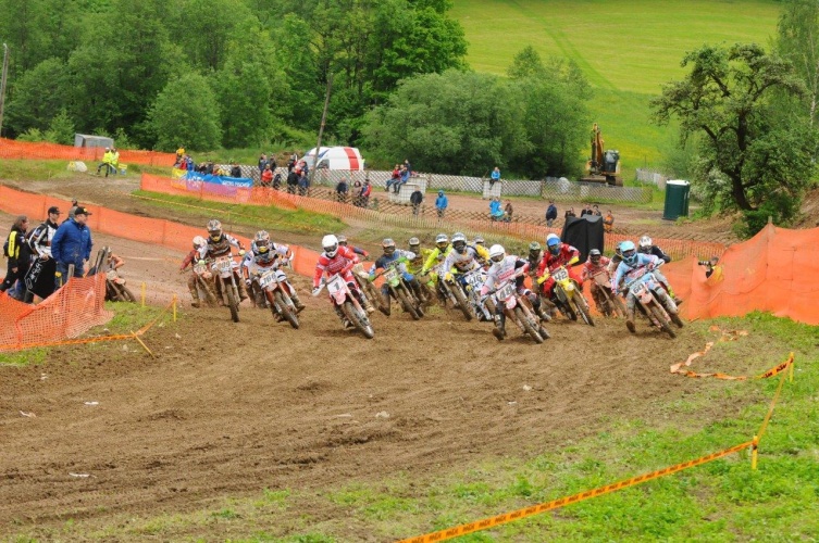 Start der MX OPEN ÖM in Weyer (Foto: Heti/supercross.at)