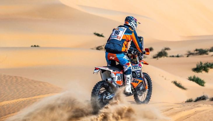 Sensationell - Tobias Ebster holt auf seiner Standard KTM einen P3 auf Etappe 10. Mächtig unterwegs unser Österreicher!