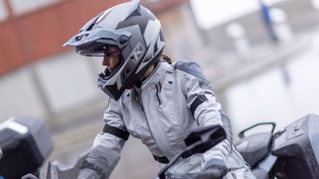 KLIM Motorradbekleidung: By Women for Women