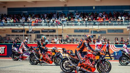 Red Bull KTM Factory Racing hatte guten Grund, den Red Bull Grand Prix of the Americas mit großem Optimismus zu betrachten, wenn man die gesteigerte Wettbewerbsfähigkeit und die kontinuierlichen Fortschritte mit dem aktuellen RC16-Motorrad bedenkt.