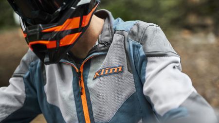 KLIM Motorradbekleidung: Cool Adventures!