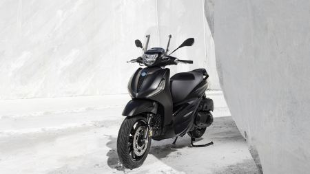 Piaggio präsentiert Deep-Black Special Edition-Serie