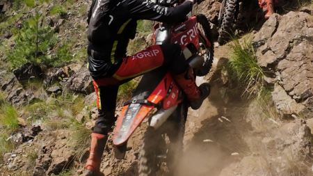 Auf 3 Bergen Serbiens Zlatibor, Tara und Mokra Gora fand vergangene Woche der 4-Tage Enduro Thriller, die Xross Hard Enduro Rally, statt. 