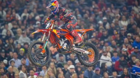 Red Bull KTM'S Tom Vialle holt sich die 250Sx East-Führung zurück