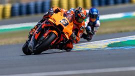 Danilo Petrucci fuhr mit seiner Tech3 KTM Factory Racing RC16 auf Platz 5 in einem rasanten Dry-Wet-Dry Shark Grand Prix de France in Le Mans. 