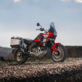 Ducati: Grenzenloser Abenteuergenuss mit der neuen DesertX Discovery 
