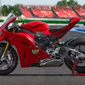 Ducati präsentiert die neue Panigale V4 S 2025, ein komplett überarbeitetes Superbike.