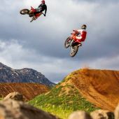 Honda frischt seine Spitzenmodelle im Motocross-Segment für 2025 auf, die CRF250R und die CRF450R. 