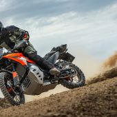 KTM 790 ADVENTURE 2025 - das Abenteuer erwartet Dich!