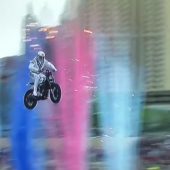 Travis Pastrana ehrt Evil Knievel