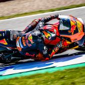 Die Motul TT Assen ist der älteste und wohl prestigeträchtigste Grand Prix im MotoGP-Kalender und die neueste Ausgabe fand bei heißen Sommerbedingungen statt.