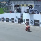 Auch 2019 ist Marc Marquez beim Grand Prix von Deutschland nicht zu schlagen. Souveräner Sieg für den MotoGP-Weltmeister vor Maverick Vinales und Cal Crutchlow.