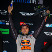 Cooper Webb von Red Bull KTM Factory Racing fuhr am Samstag in Runde 7 der AMA Supercross-Meisterschaft in Tampa, Florida, auf den zweiten Platz.