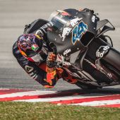 Red Bull KTM Factory Racing und Red Bull KTM Tech3 absolvierten im ersten Testprogramm der MotoGP des Jahres sechs Tage und Hunderte von Runden auf dem Sepang International Circuit. 