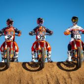 Die Red Bull KTM Factory Racing-Piloten Marvin Musquin und Cooper Webb haben ihre Saisonvorbereitungen abgeschlossen und gehen mit hohen Erwartungen in die AMA Supercross Meisterschaft 2021.