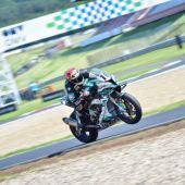 Toni Finsterbusch ist soweit genesen, dass er am Nürburgring ins Geschehen der IDM Superbike 1000 eingreifen kann.