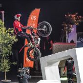 Benoit Bincaz, der auf heimischem Boden antrat und gleichzeitig sein internationales Debüt bei GASGAS Factory Racing gab, belegte bei der ersten Runde der X-Trial-Weltmeisterschaft 2022 einen starken fünften Platz!