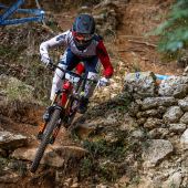 Die EWS-E ist der Höhepunkt des eMTB-Rennsports und der Inbegriff des Fortschritts, wenn es um den MTB-Sport mit Elektroantrieb geht.