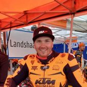Andi Burgschachner von KTM Braumandl siegt trotz frischer Temperaturen in Landshaag und stellt dazu noch eine neue persönliche Bestzeit auf!
