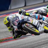 Der Österreicher Jakob Rosenthaler lieferte in der Moto3 eine wirklich bemerkenswerte Leistung vor zehntausenden von Fans bei seinem Heim-Grand-Prix ab.