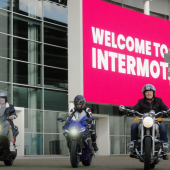 Unter dem Motto #Together We Ride bereitet sich die INTERMOT 2024 mit einem emotionalen Trailer auf ihren Auftritt vor. 