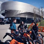 Das KTM Museum ist das Ziel für KTM Fans, Familien und Motorsportbegeisterte - das Epizentrum der Marke KTM. Am 2. April startet im KTM Museum wieder die Motorradsaison!